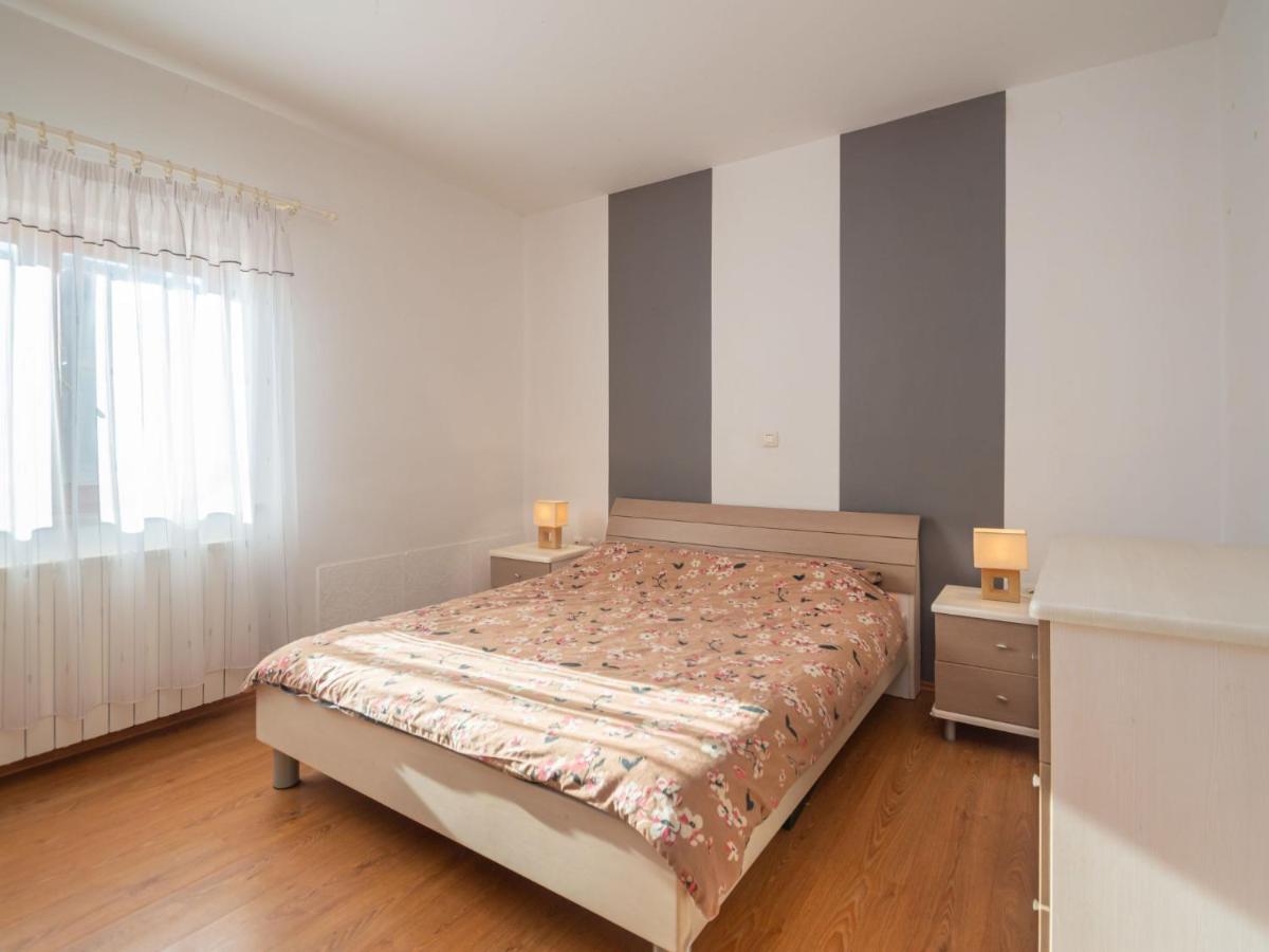 Apartment Iva-1 By Interhome クルニカ エクステリア 写真